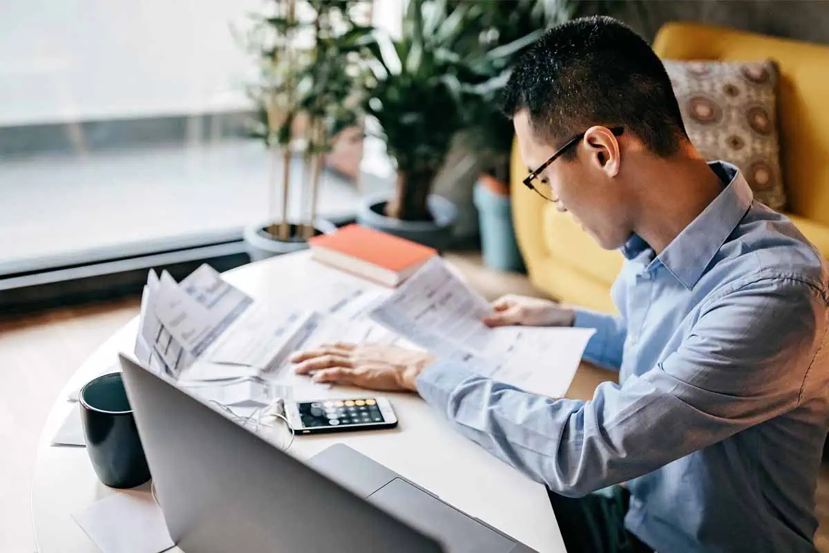 Image depicting a man working, featuring DataField Technology Services and emphasizing Telecom Engineering Analytical Services, ensuring alignment with the page's context.